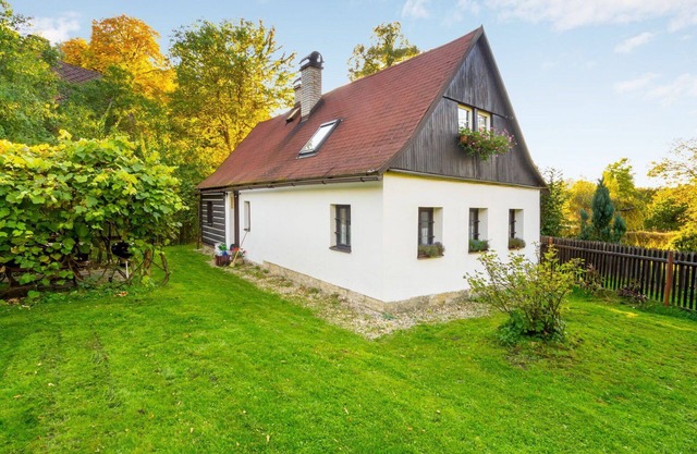 Beautiful private villa for 5 guests with WIFI, TV, patio and pets allowed