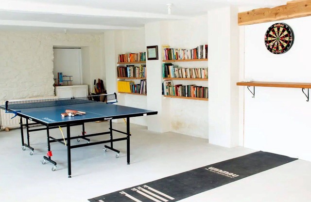 Beautiful private villa for 4 people with WIFI, TV, terrace, pets allowed and panoramic view