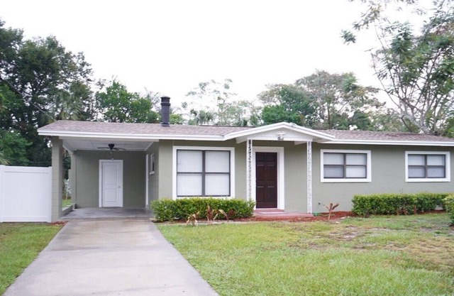 Beautifully Redone 3 BR Home in Heart of Orlando