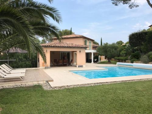 Belle villa dans clos privé - Saint Raphaël Boulouris