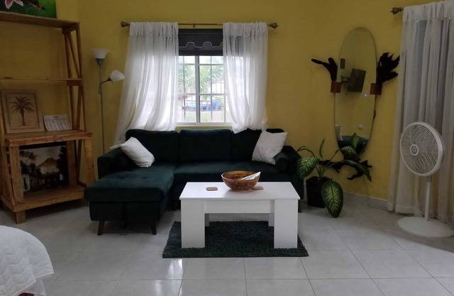 Belmopan Royal Villa