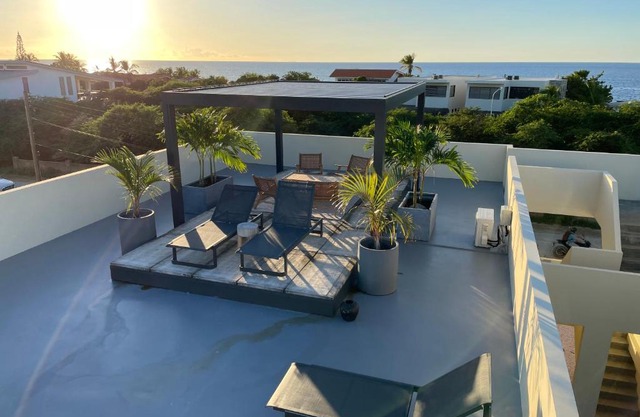 Belnem Seaview Rooftop