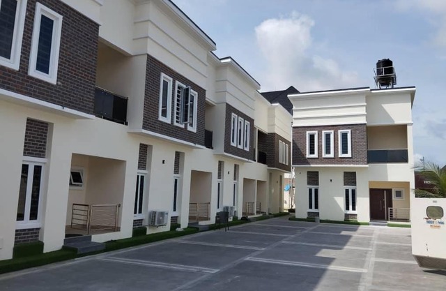 Bengys Suites