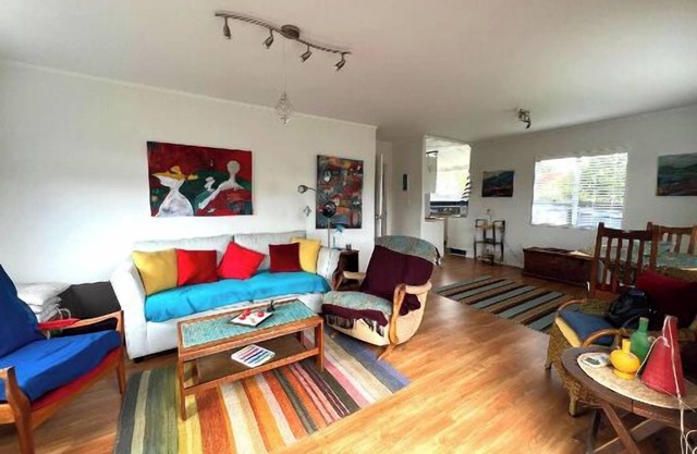 Bespoke Stays - Sunny 2 bedroom