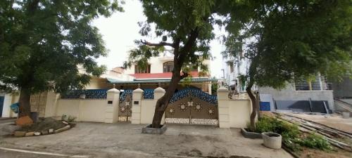 Bharathi Bhavanam