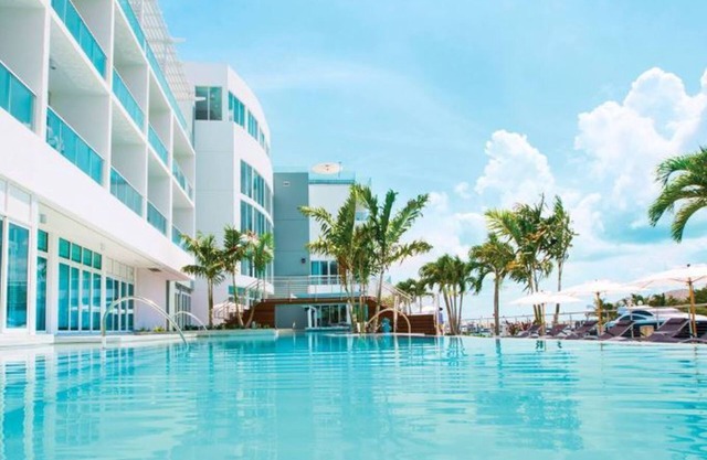 Bimini Bay Resort BOAT SLIP -up to 60 FT