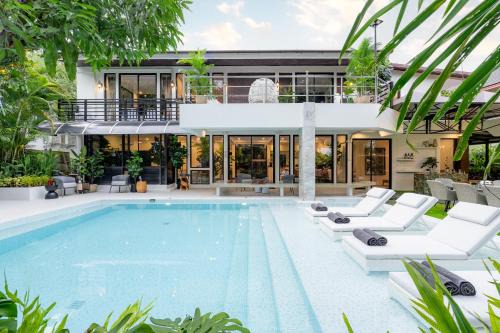 Blue Bird Palace- Grand Pool Villa in Nimaan I Daily Housekeeping