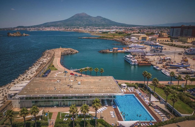 Boat 'Sorrento Coast On The' with Sea View and Air Conditioning