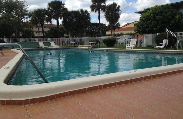 Boca Inn