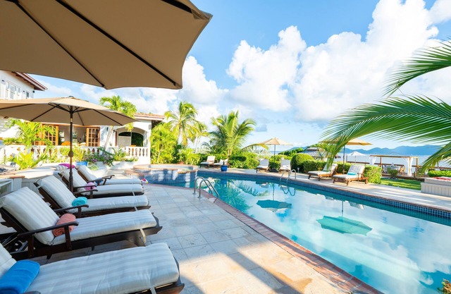 Book Your Fall/Winter Getaway at La Gran Maria Villa Now!