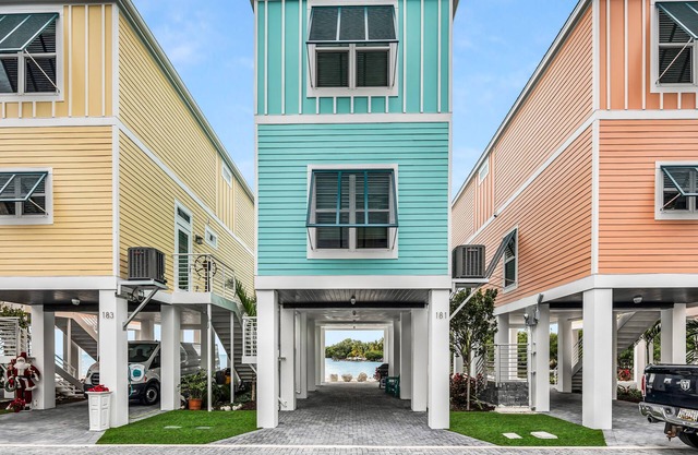 BRAND NEW HOME resort location, Oceanveiw!