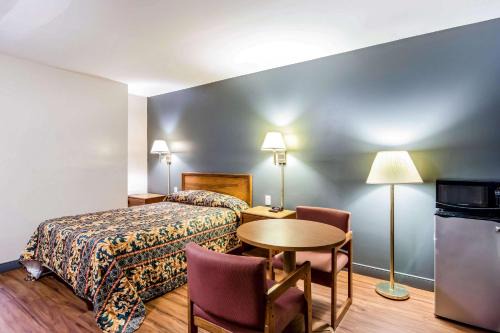 Brentwood Inn Richmond South