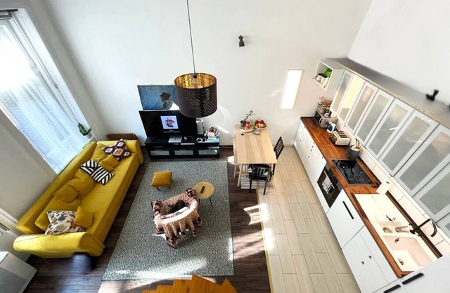 Bright 1-bedroom apartment in Central Budapest