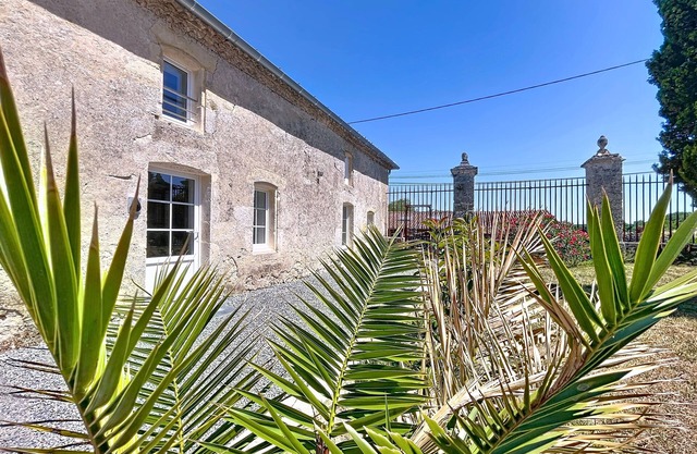 Bright 2-bedroom apartment near Blaye, ideal for workers and travellers