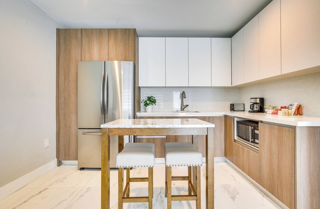 Bright North Miami Home Near Beaches & Shops!
