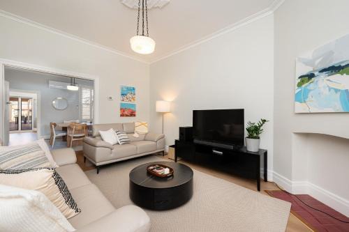 Brightside Belle - St Kilda East