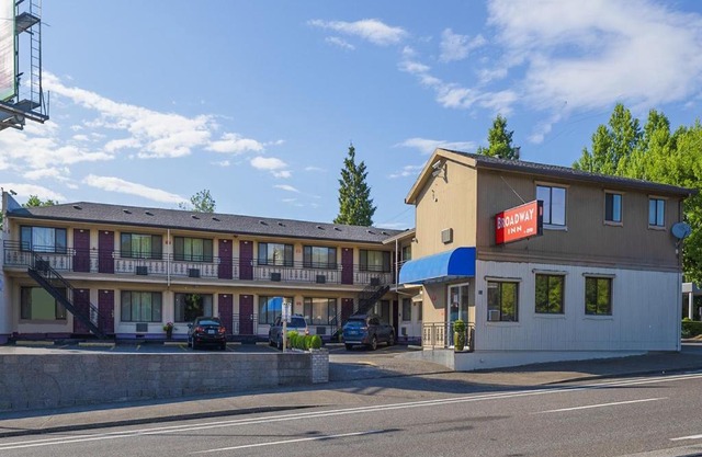 Broadway Inn Portland Downtown