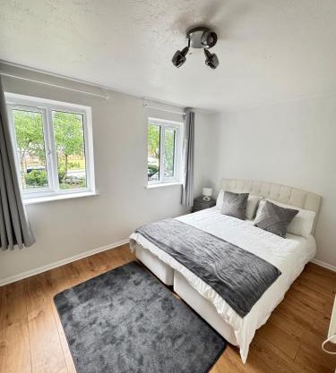 C&S Luxe - Work & Explore - London, Greenwich, 02 arena, Nature views, Free Parking & Park retreat perfect for Long stays