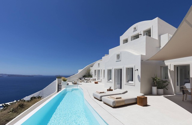 Canaves Oia Suites - Small Luxury Hotels of the World