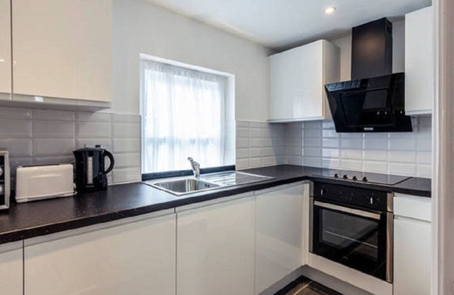 Capital Host Baker Street