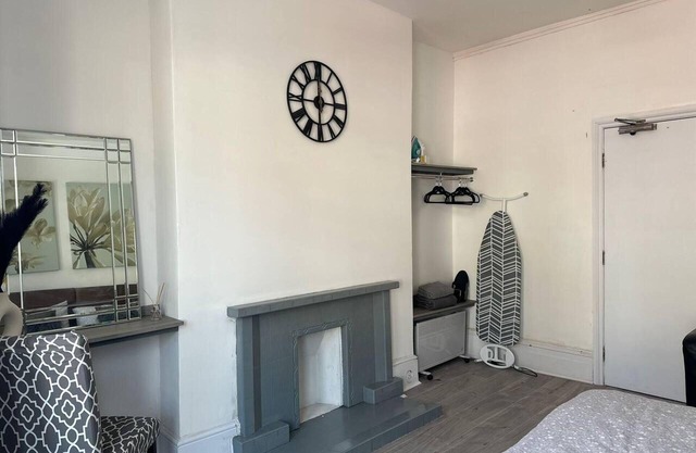 Captivating 2-bed Apartment in Newport