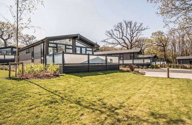 Carisbrooke Premier Lodge