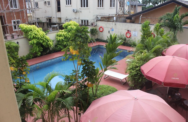 Carlson Hotel