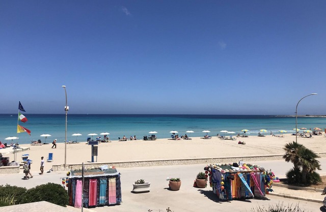Casa Blu sul mare e centralissima