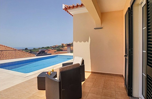 Casa Del Sol by LovelyStay