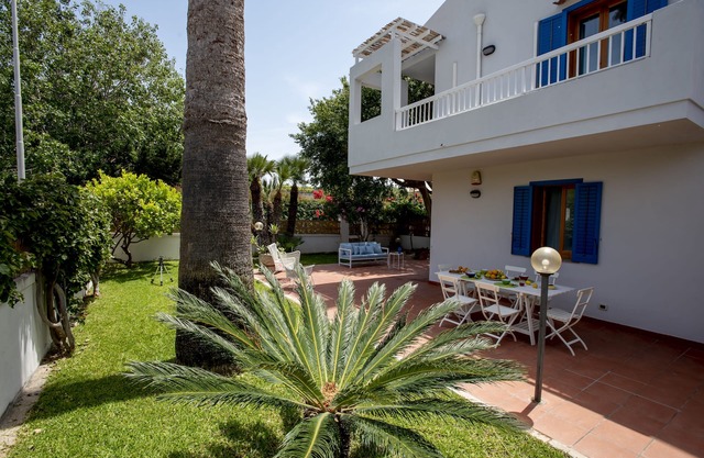 'CASA DEL SOLE' ONLY 50 METERS FROM THE SEA