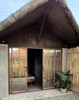 Casa Elia Modern Beach Cabin