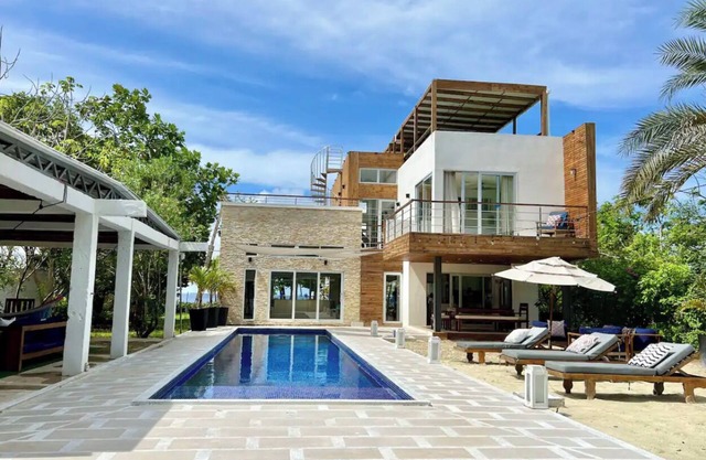 Casa Iguana del Mar/Entire Villa