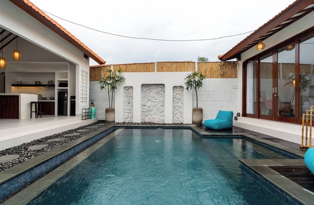Casa Lova - Luxury 2 BR Villa with Pool