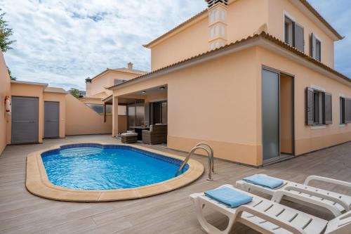 Casa Vista Azul With Pool in Porto Santo