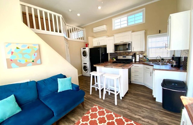 Cat’s Tiny House on Ocotillo Mesa