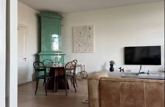 Central Design Apartment - Near Ullevi and Heden with Balcony
