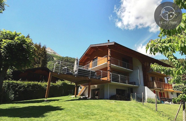 Chalet Gabriel OVRONNAZ, elegance of wood