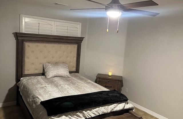 Charming 1-bedroom house with AC and WiFi in soothing Victorville