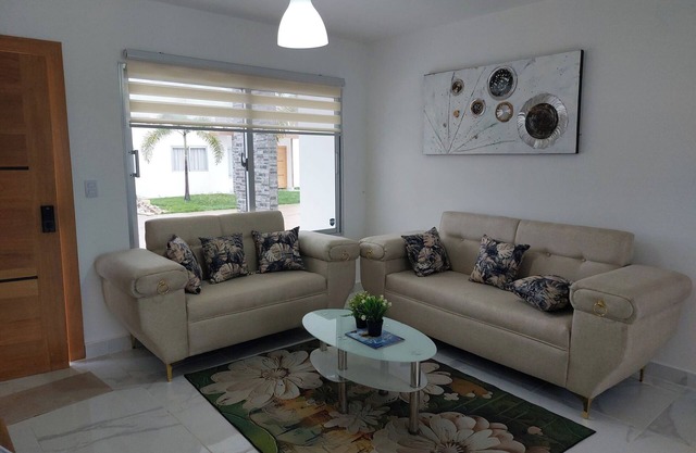 Charming 2-bedroom villa in Punta Cana with WiFi, AC and a King Size Bed.