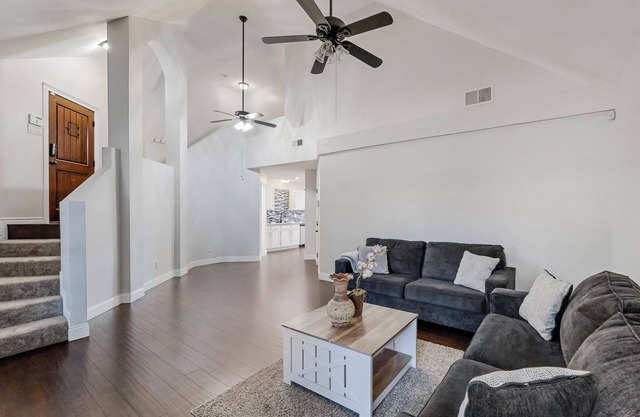 Charming 3-Bedroom Home in Prime Frisco Location Fast WiFi & AC