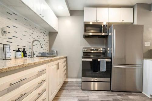 Charming abode in Charm City close to everything.