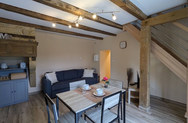 Charming Country Apartment with Modern Comfort, Terrace & Garden Views