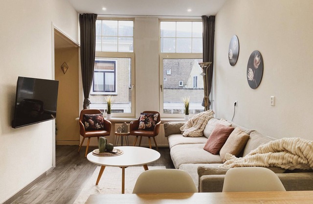 Charming Dordrecht Retreat in City Center