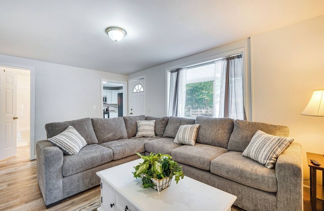 Charming Glens Falls Retreat Near Downtown!