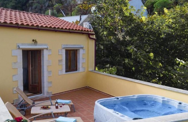 charming holiday home in Maheri