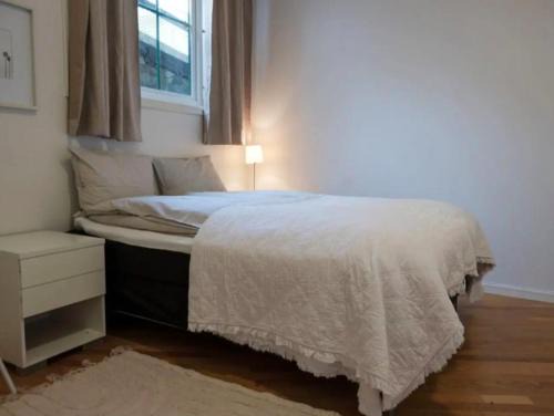 Cheap Room in The Heart of Brosundet