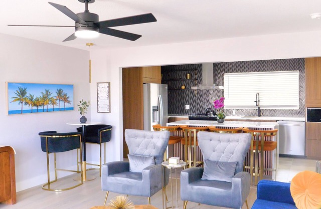 Chic Mini Boutique Hotel Unit 2 at THE BELLA by EVRH