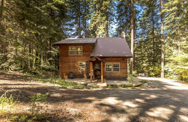 Chipmunk Lodge