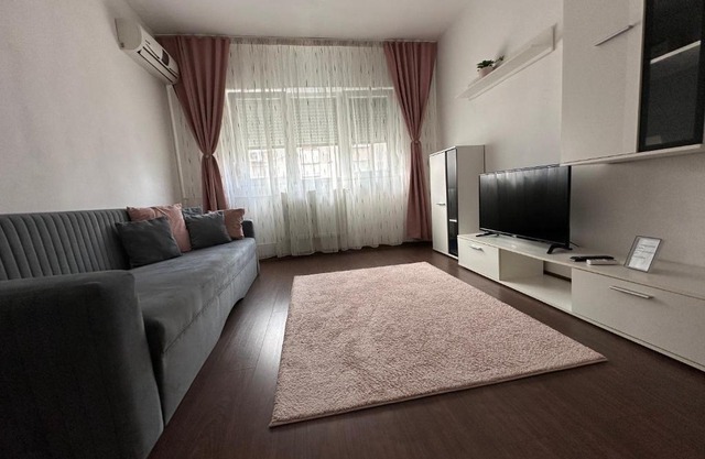 Class Apartments