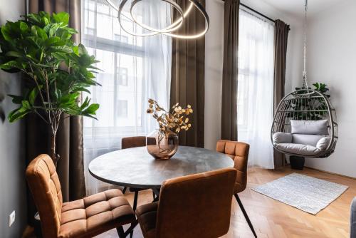 Classy and elegant apartments in a calm area